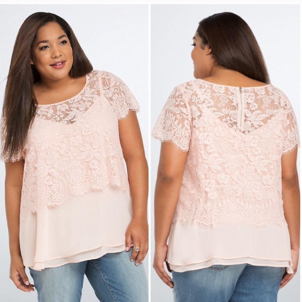 Torrid Lace embroidered Crop Top (2X)